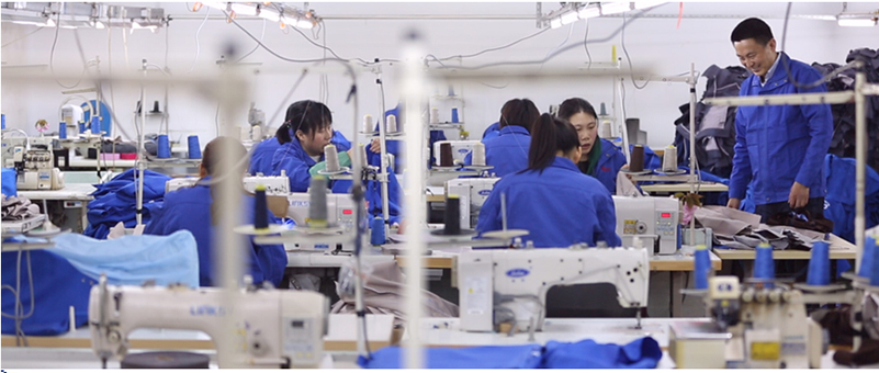 苏州鹰诺服装有限公司生产车间实拍